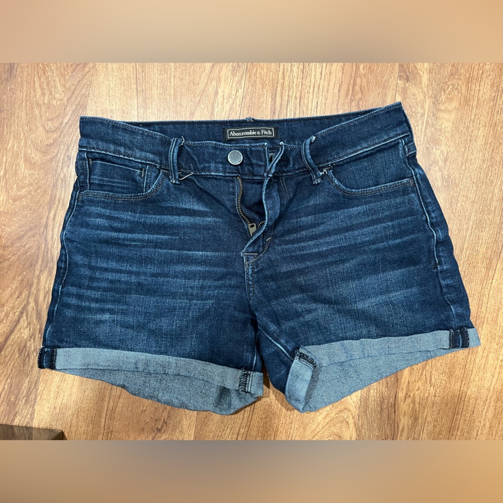 3/$15  Abercrombie distressed roll up dark denim jeans shorts size 24